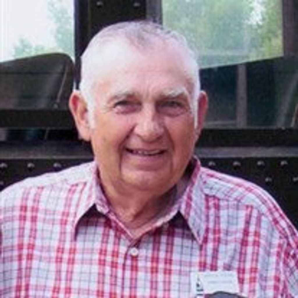 Kenneth  Nelson Thacker