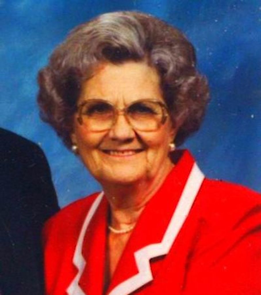 Minnie Elizabeth Collins "Beth"