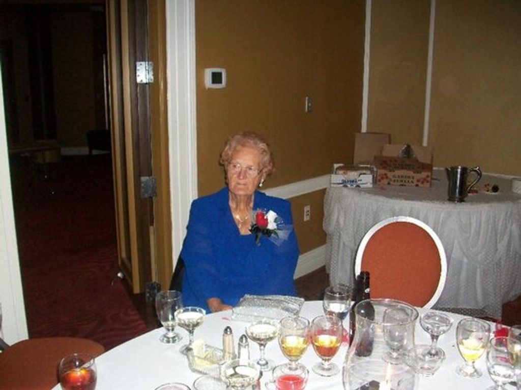 Dorothy Louise Hogge Profile Photo
