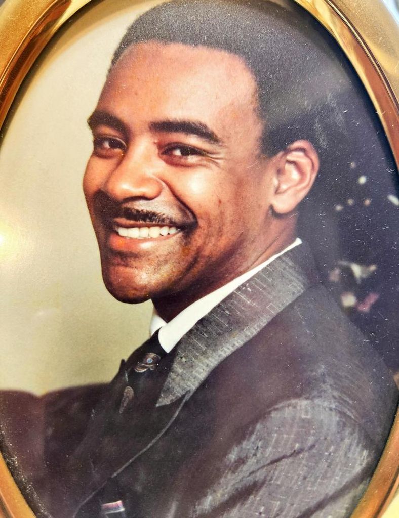 Lawrence Perry Brown Profile Photo