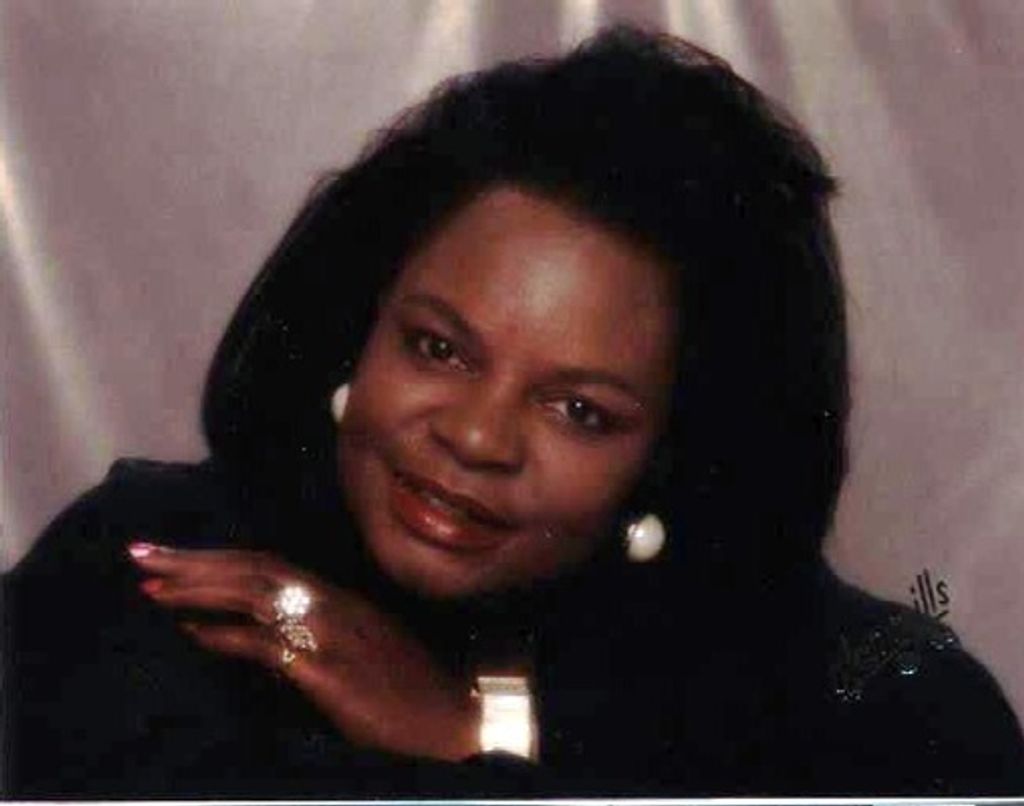 Celestine E Thompson Profile Photo