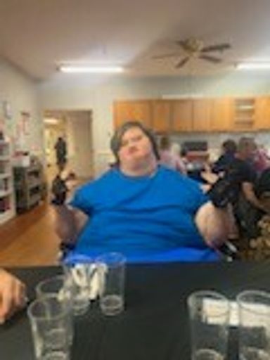 Eric Lee Lynn photo gallery thumbnail 19 of 49