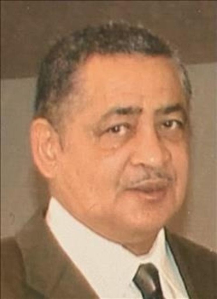 Willie James Roman Profile Photo