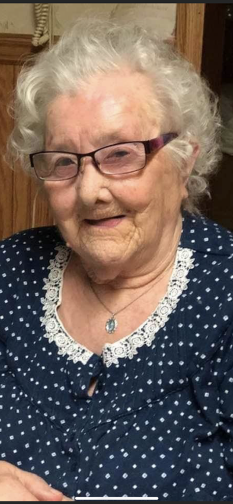 Violet Yanick Profile Photo