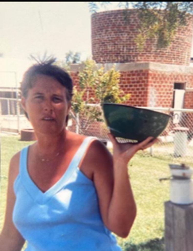 Carilon Sue (Campbell)  Ewing
