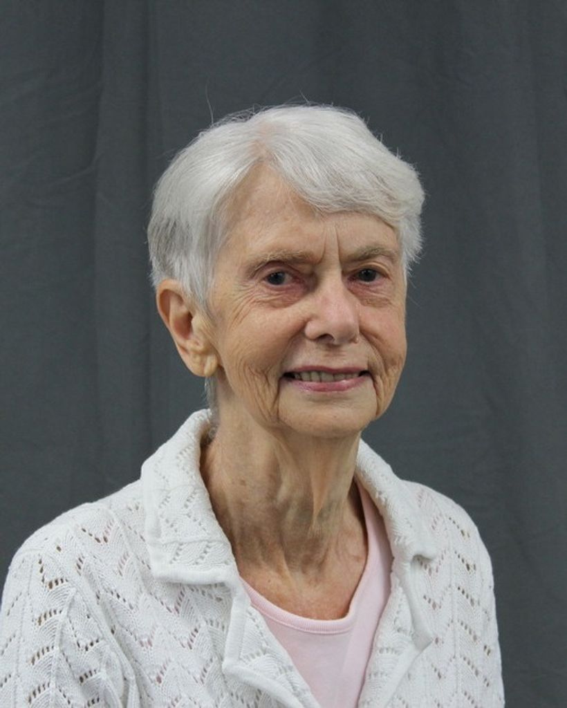 Eleanor Derks Profile Photo