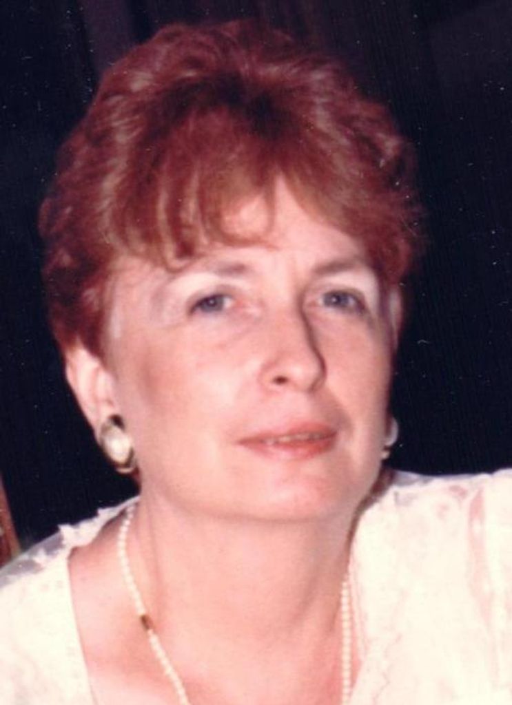 Malva Deforest