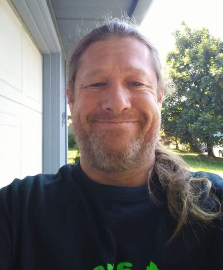 William "Bill" E. Russell Profile Photo