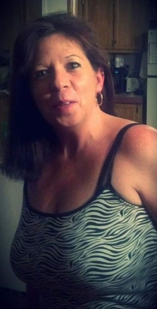 Victoria Lynn "Vicki" (Carothers)  Burnsworth