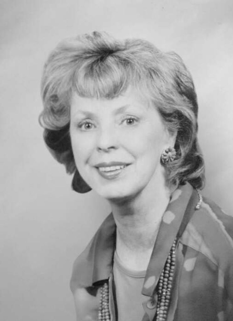 Lana Mary Gemaehlich Profile Photo