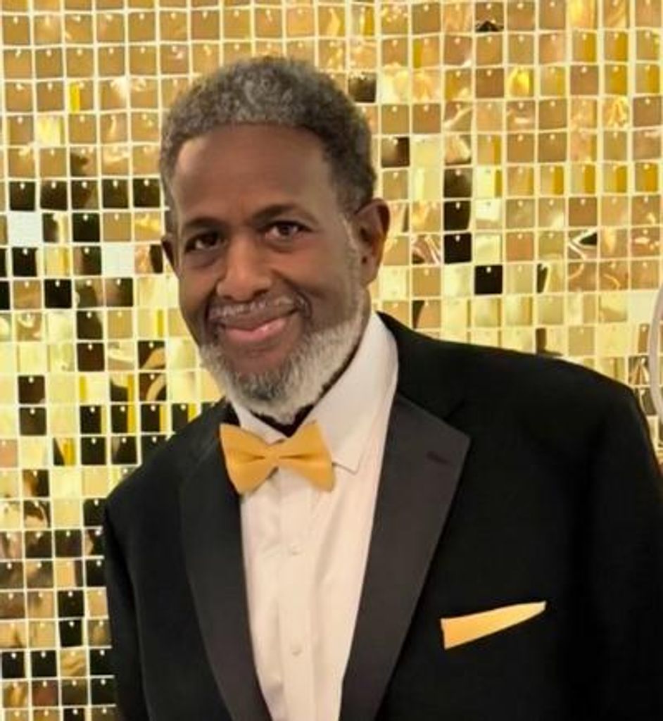 Christopher Leon Watkins Profile Photo