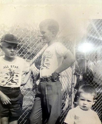 Bobby Leroy Skinner photo gallery thumbnail 17 of 64