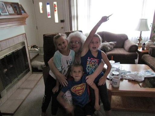 Dorothy Ogos photo gallery thumbnail 7 of 8