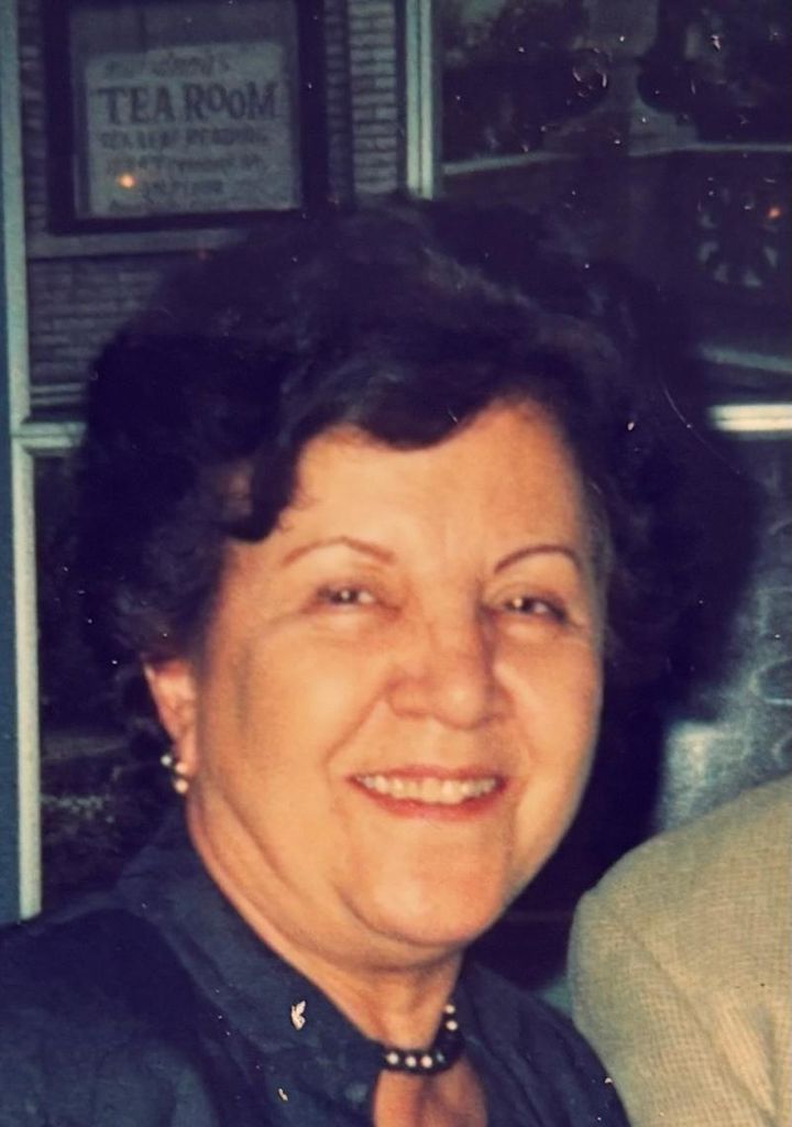 Ekaterini "Katie" Natsis Profile Photo