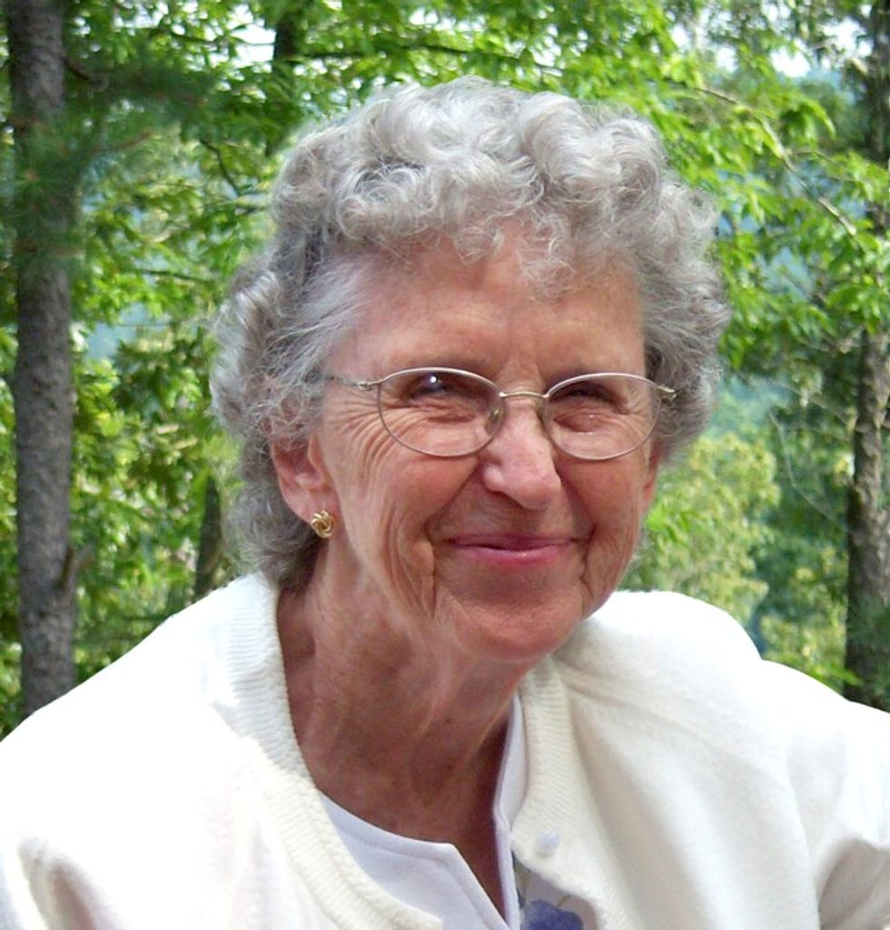 Leora Pinder