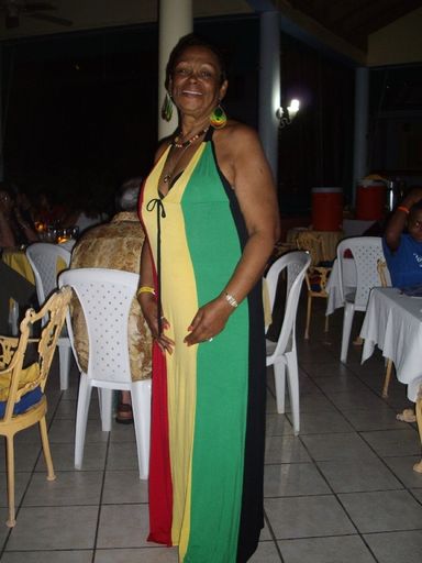 Suzanne Rousseau photo gallery thumbnail 1 of 11