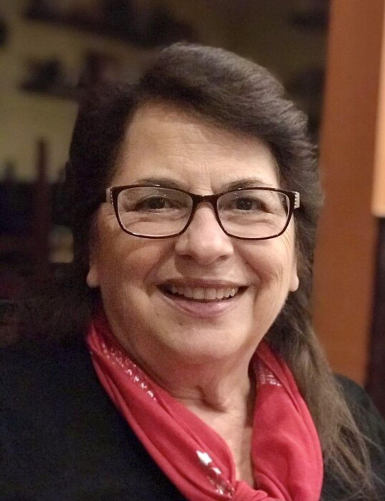 Elsa Cisneros Chio