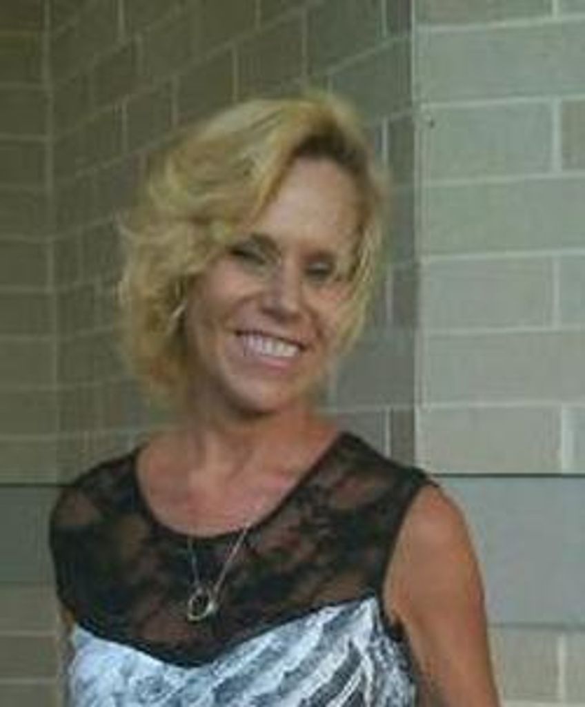 Lorie Apperson-Moore Profile Photo
