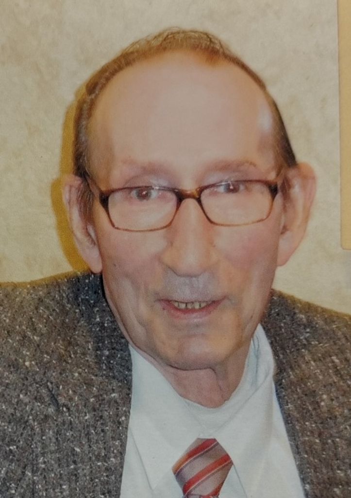 Loyd F Falen