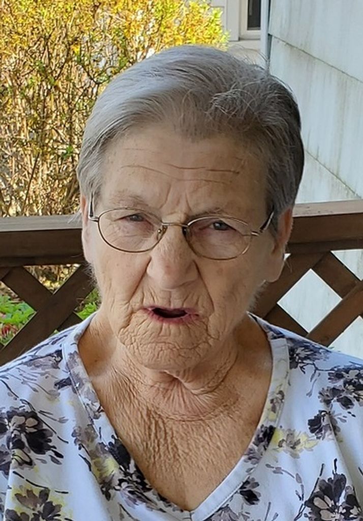 Maevenice Salyer Profile Photo
