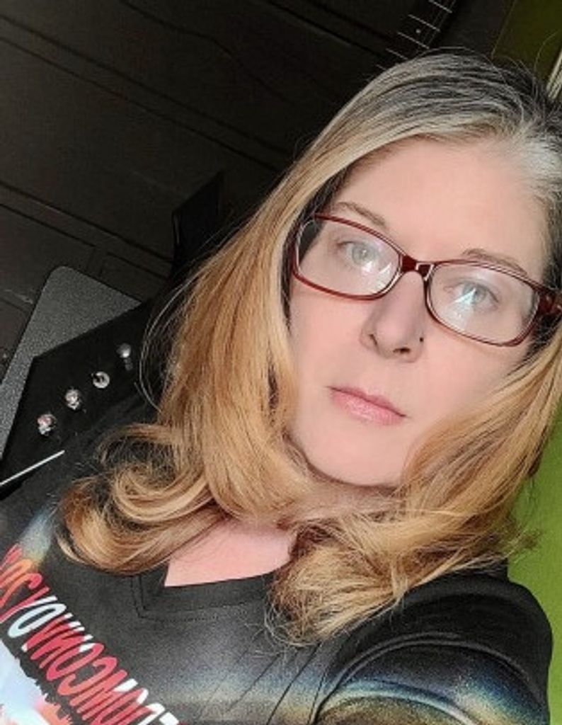 Christy L. (Miller)  Hoffer