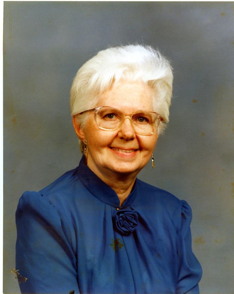 Evelyn Mae Schmuck