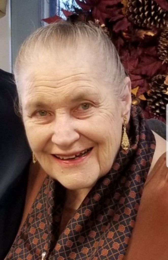 Genevieve Papavero Daniels Profile Photo