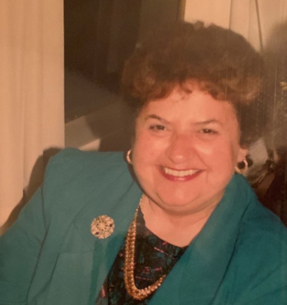 Anna Gikas Callahan Profile Photo