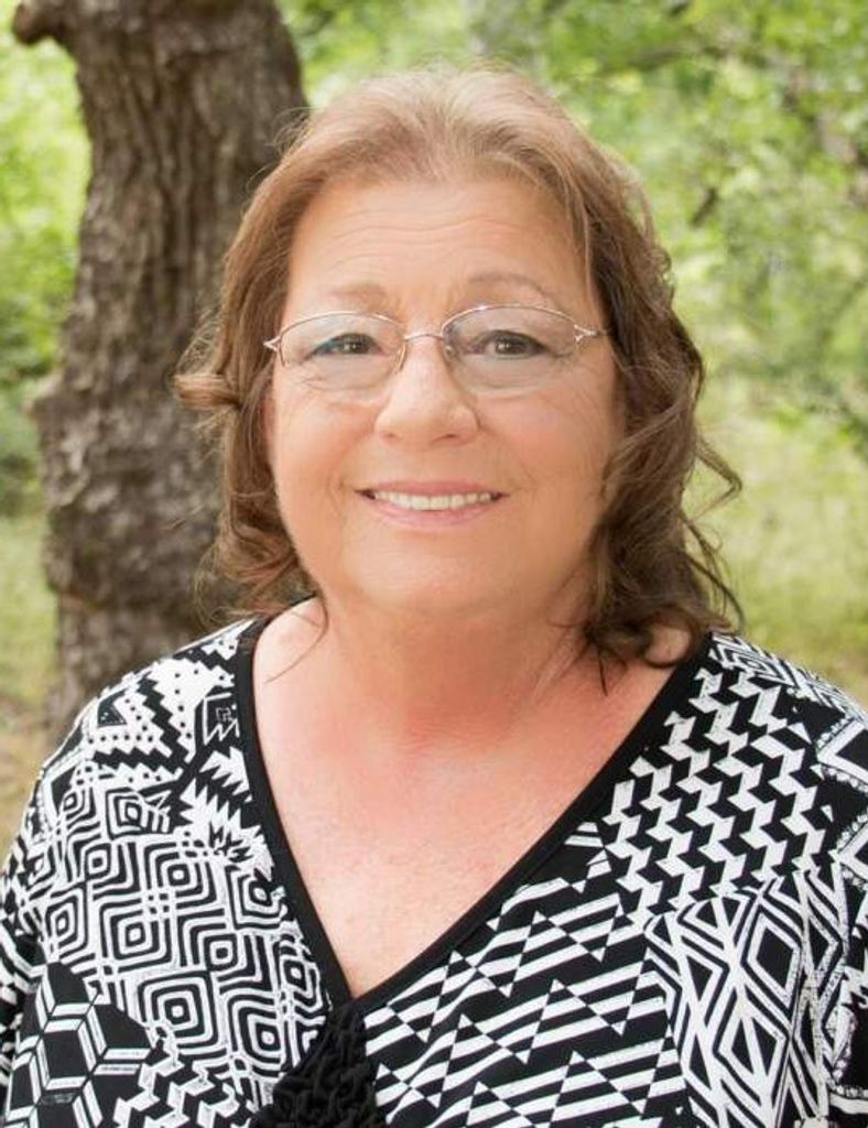 Joan Elizabeth (Ray)  Sutton