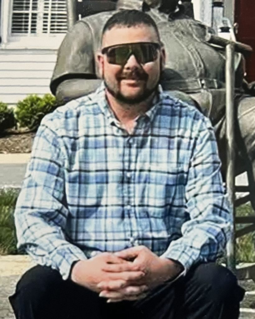 Brandon Curtis Saunders Profile Photo