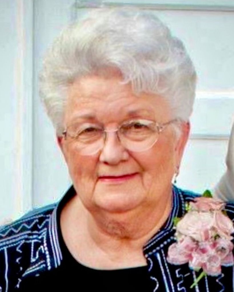 Glenda Sue "Suzi" McGinnis Lawler
