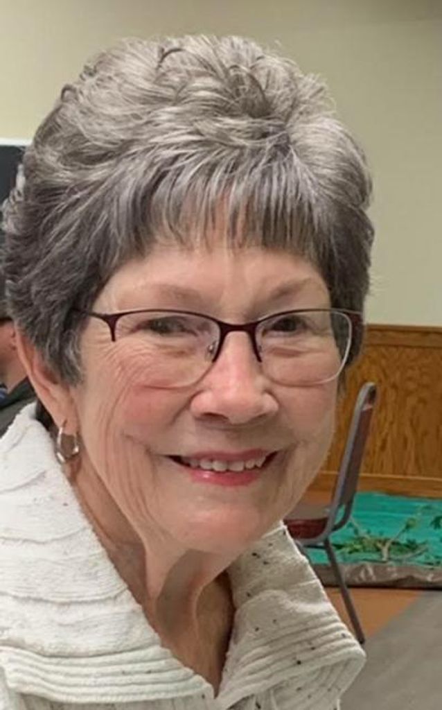 Linda Weinhold Profile Photo