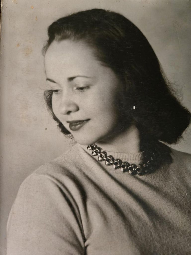 Almena "Jean" Follis Profile Photo