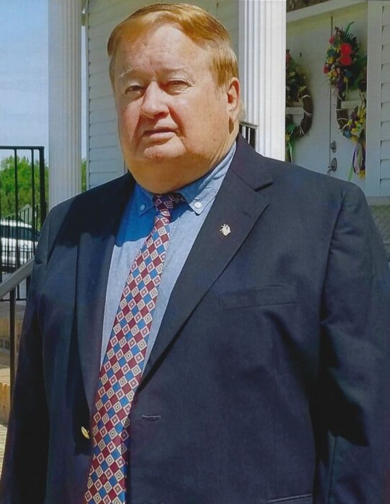 Larry Alexander Hucks Profile Photo