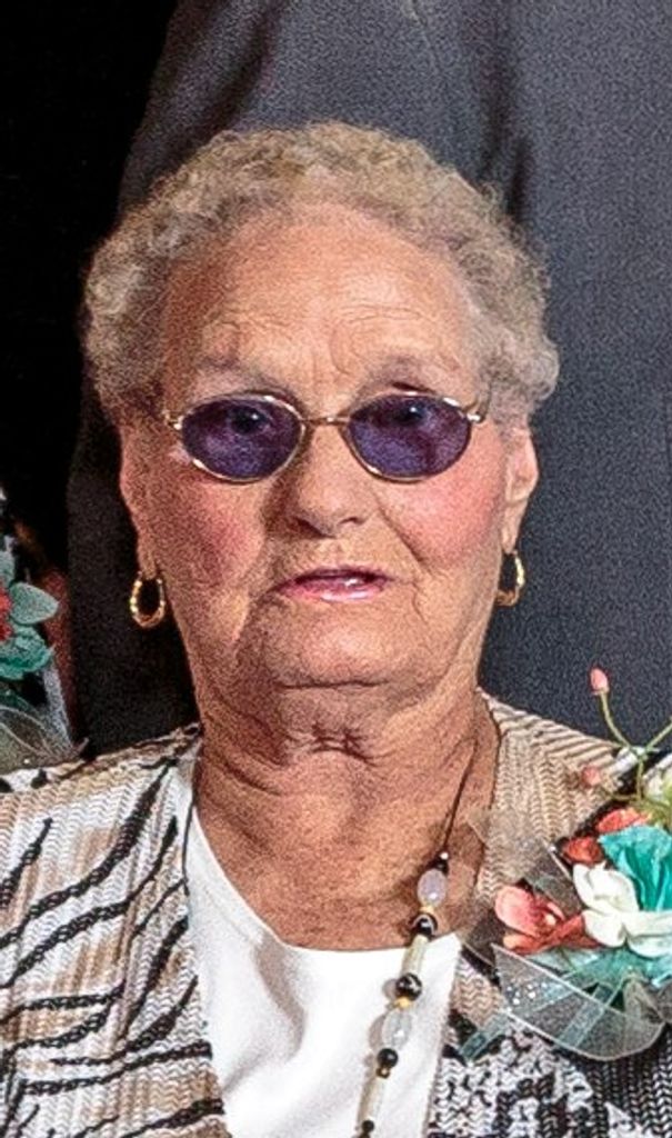 Dora G Hargrave