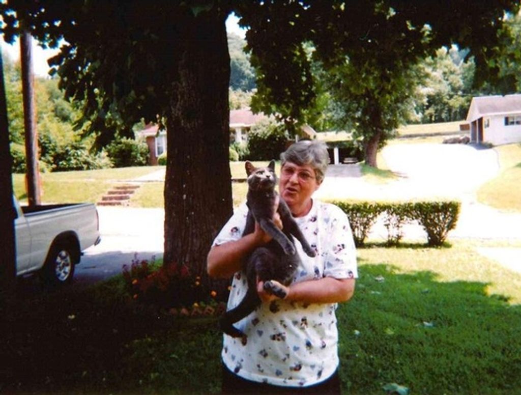 Livingston- Shirley M. Bybee Profile Photo