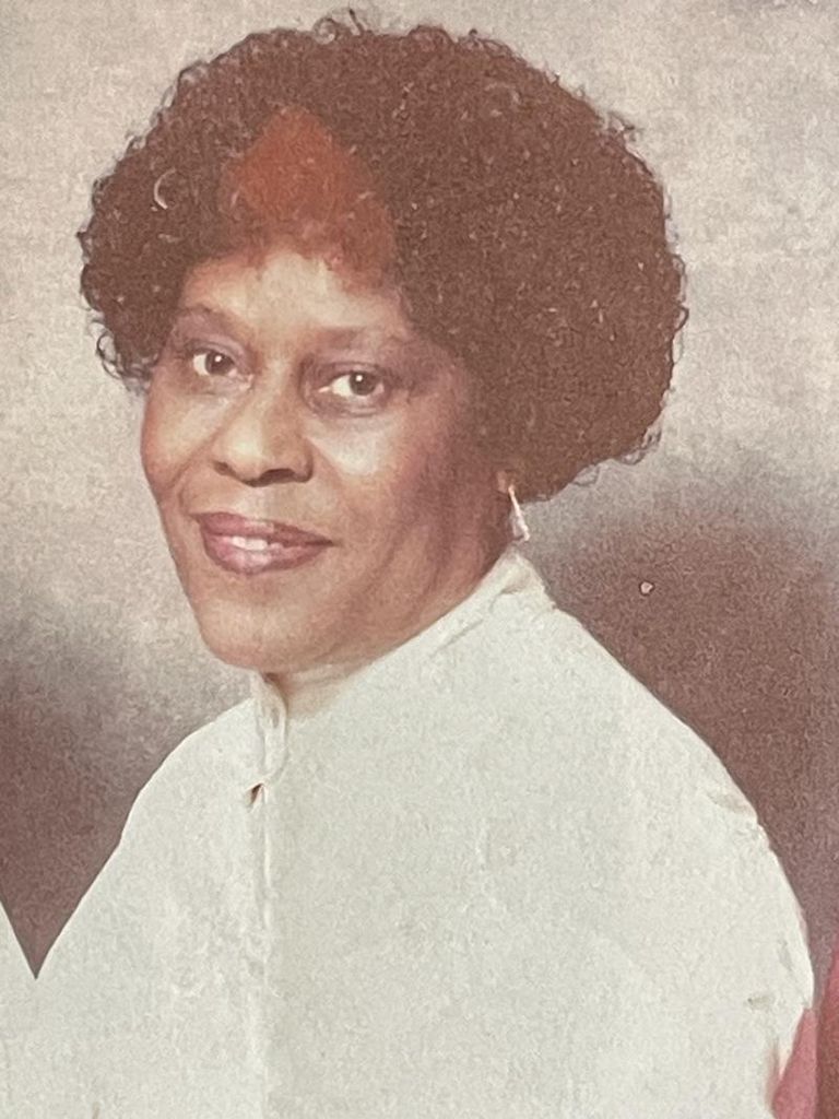 Tessie Lee Woods Profile Photo