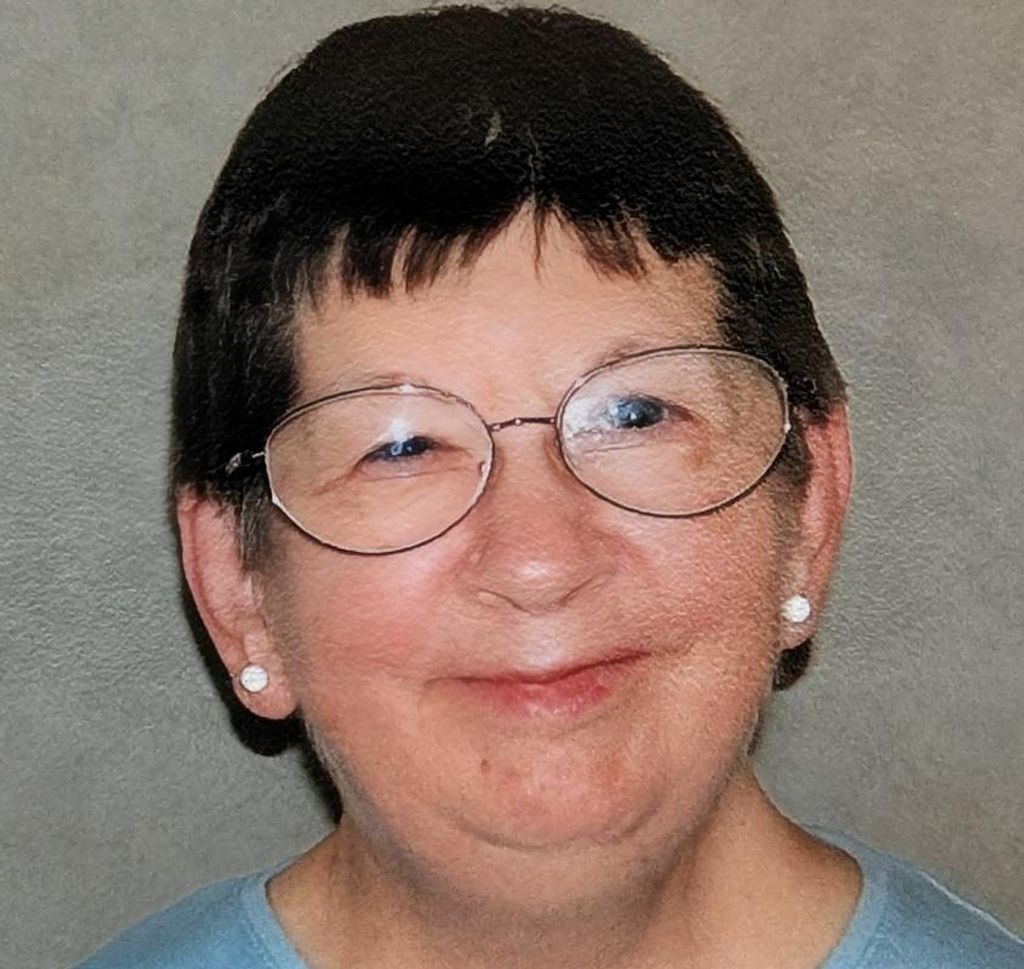 Eleanor Jane Luttrell Profile Photo