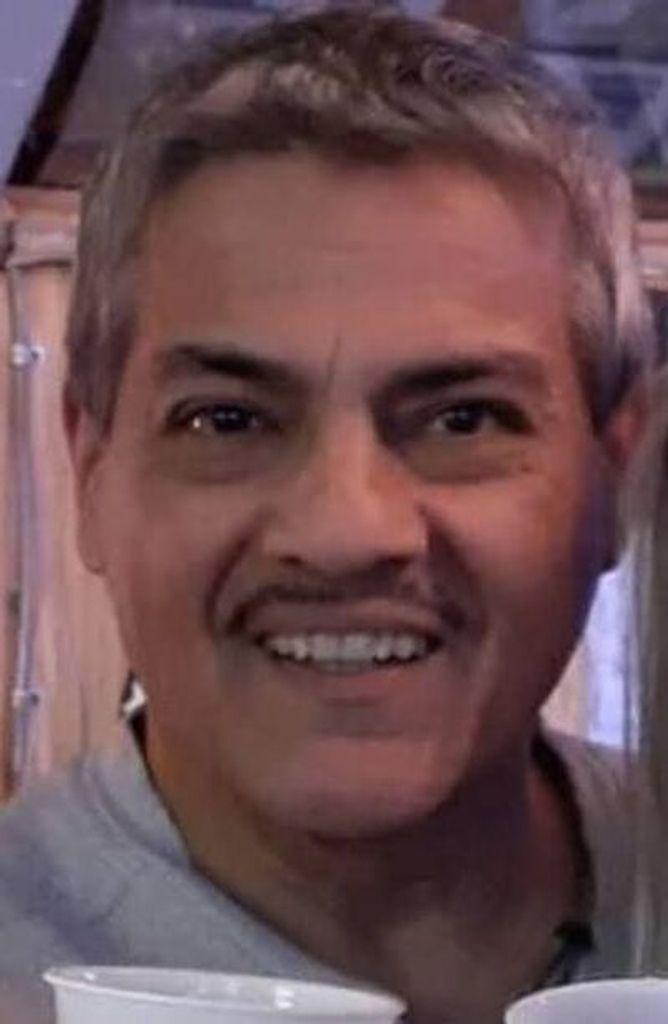 Salvador "Chavo" M. Luna Profile Photo