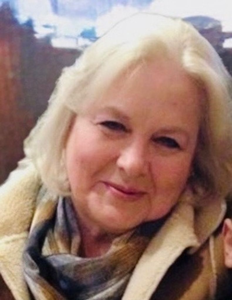 Mary Ann  Roupas  Profile Photo