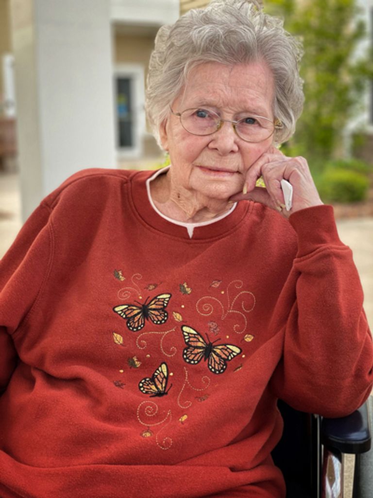 Loretta J. Gnivecki Profile Photo