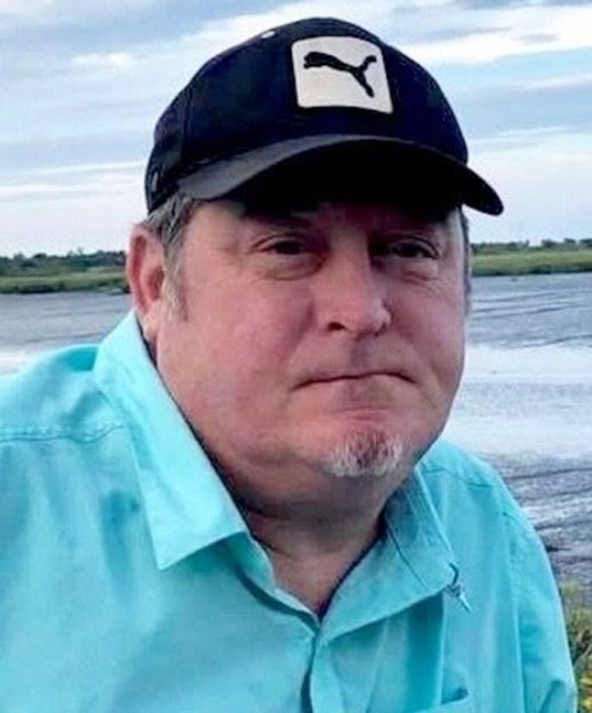 Roger "Hoss" Farmer Profile Photo