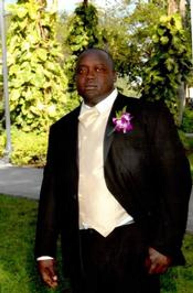 Dwight Satario Gordon Profile Photo