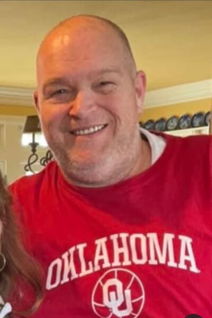 Chris "C.T." Thomas Profile Photo