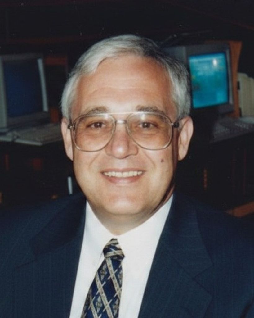 Robert Lewis Treaster