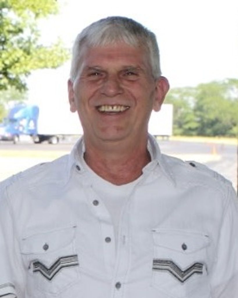 Larry "Mike" Currier Profile Photo