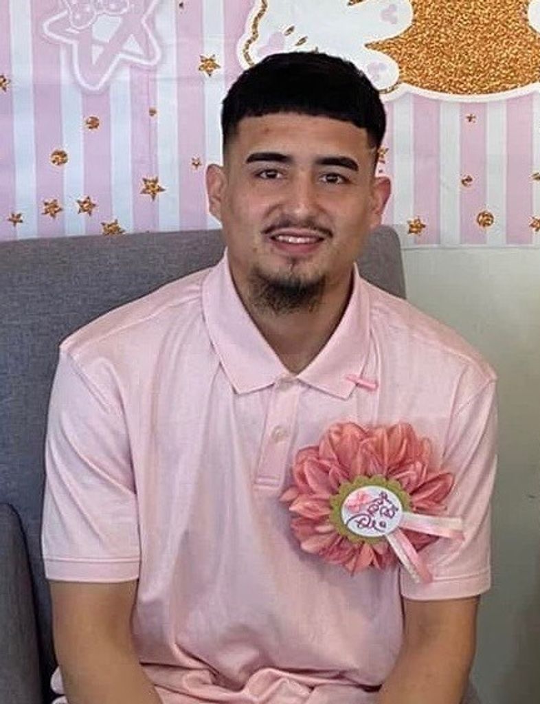 Roberto Reyes Profile Photo