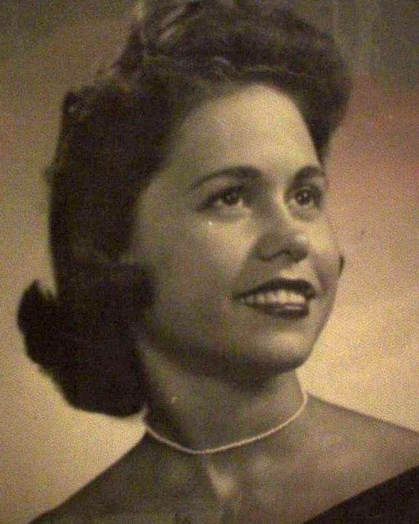 Carolyn Ann Pipes Hopkins