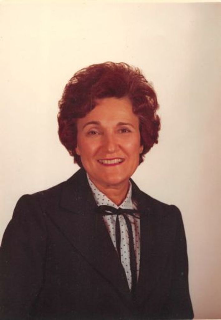 Loretta Retka
