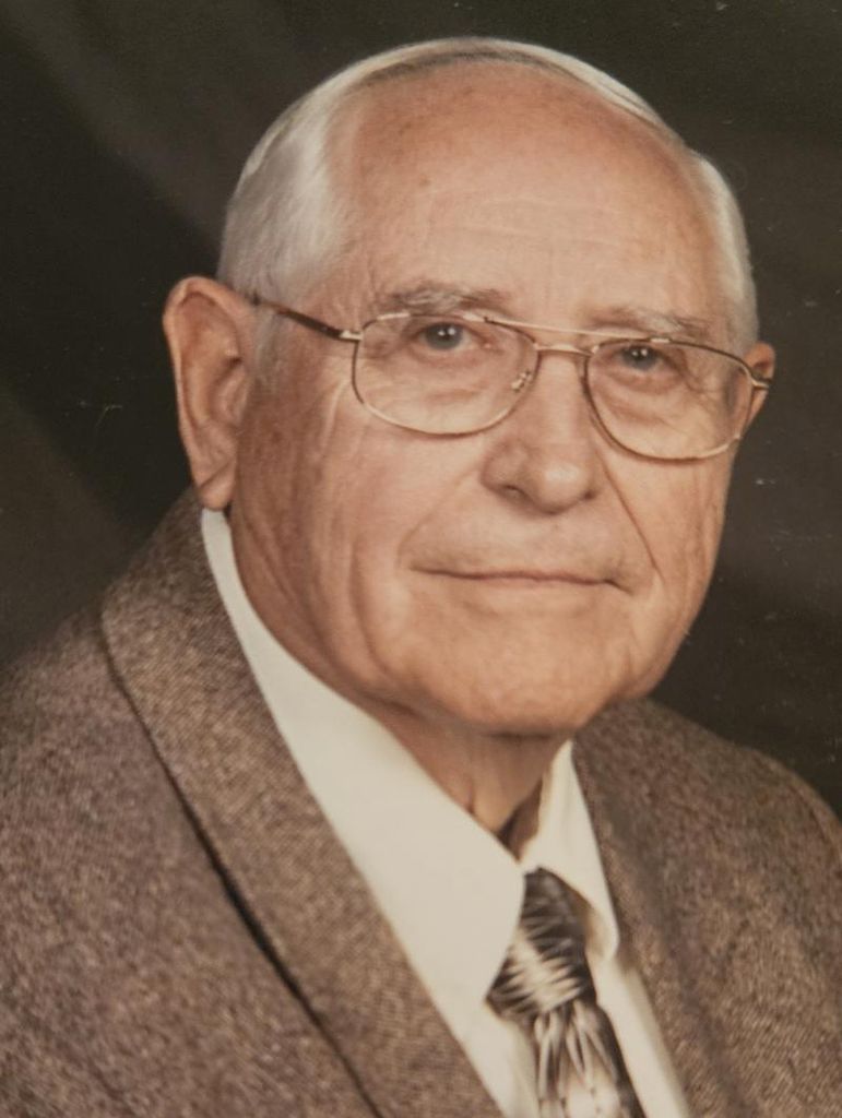 Kenneth Gray Watts Profile Photo